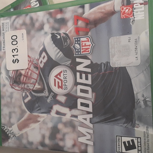 XBOXONE GAME BUNDLE - Picture 6 of 7